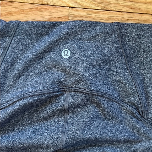 Lululemon High-Waisted gray 7/8  Leggings - Picture 3 of 5